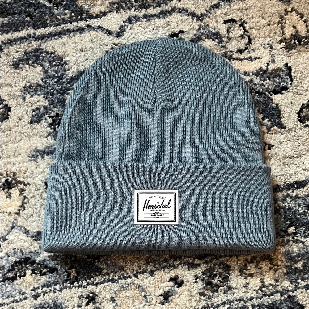 NWOT Herschel Supply Company Elmer Beanie